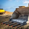 image:imageVEVOR Clamp on Debris Forks to 48 Bucket 2600 lbs Capacity Heavy Duty Clamp on Pallet Forks Bucket Attachments Fit for Loader Bucket Skidsteer Tractor to Clean up Fallen Limbs Debris or Yard Wwaste48