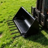 image:imageVEVOR Clamp on Debris Forks to 48 Bucket 2600 lbs Capacity Heavy Duty Clamp on Pallet Forks Bucket Attachments Fit for Loader Bucket Skidsteer Tractor to Clean up Fallen Limbs Debris or Yard Wwaste685