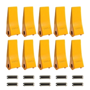 image:imageVEVOR Excavator Bucket Teeth with Pins 7 Pack 684447 Bucket Tooth Set Fits 58in Buckets Edge Heavy Duty 734 in Bolt on Digging Buckets Teeth Replacement for Skid Steer amp Mini Excavator10 pack